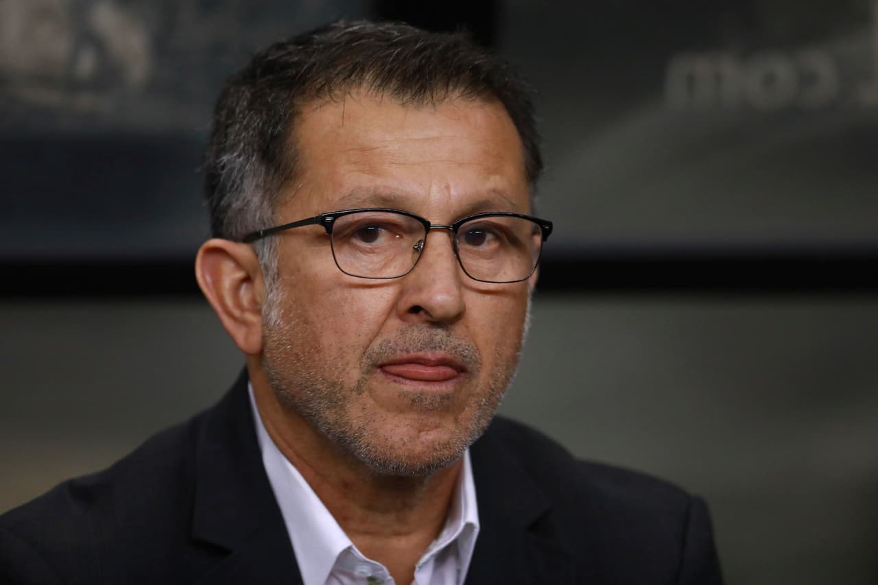 México es el líder del hexagonal eliminatorio de Concacaf para Rusia-2018 de la mano del técnico colombiano Juan Carlos Osorio, que a pesar de sus polémicas y de su estilo ha logrado convertir al 'Tri' en una máquina efectiva de juego.