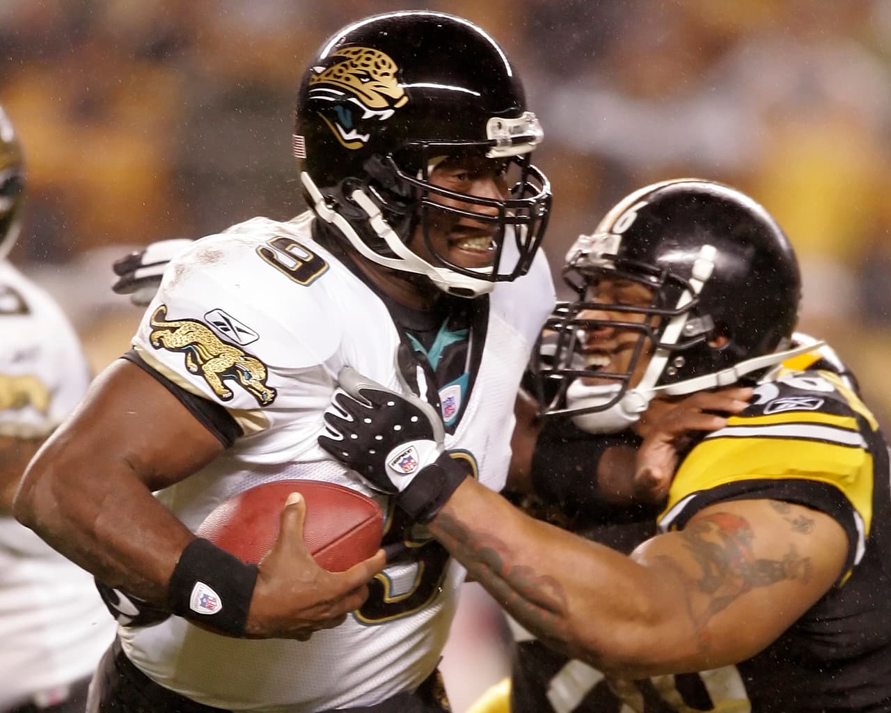 22.- Jacksonville Jaguars - 5 de enero del 2008 (31-29 en Pittsburgh Steelers) (Ronda de Comodines).- Por primera vez en su historia, los Steelers perdieron dos veces en casa con un mismo equipo en una campaña y los Jaguars de David Garrard rompieron una racha de ocho años sin triunfo en playoff y de diez años sin ganar en postemporada como visitante.