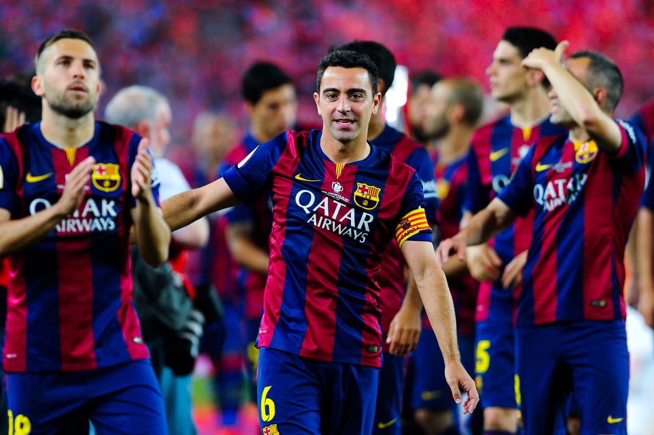 Xavi Hernández. El mediocampista catalán tomó la estafeta tras el retiro de Puyol y durante la 2014-15, la temporada en la que se retiró como 
<i>culé</i>, portó el gafete.