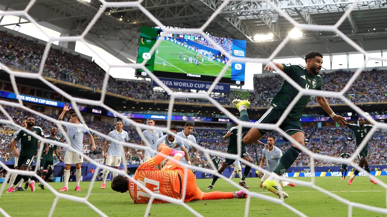 Arabia Saudita vs. Uruguay: Abdulelah Alamri hizo el gol de la ventaja en el primer tiempo