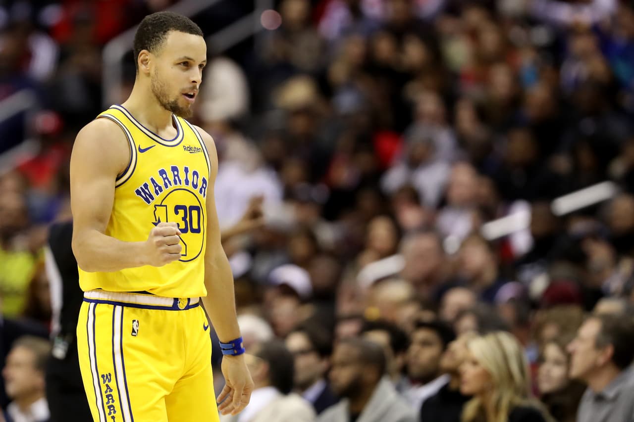 Imparable: Steph Curry alcanzó los 400 triples en Playoffs