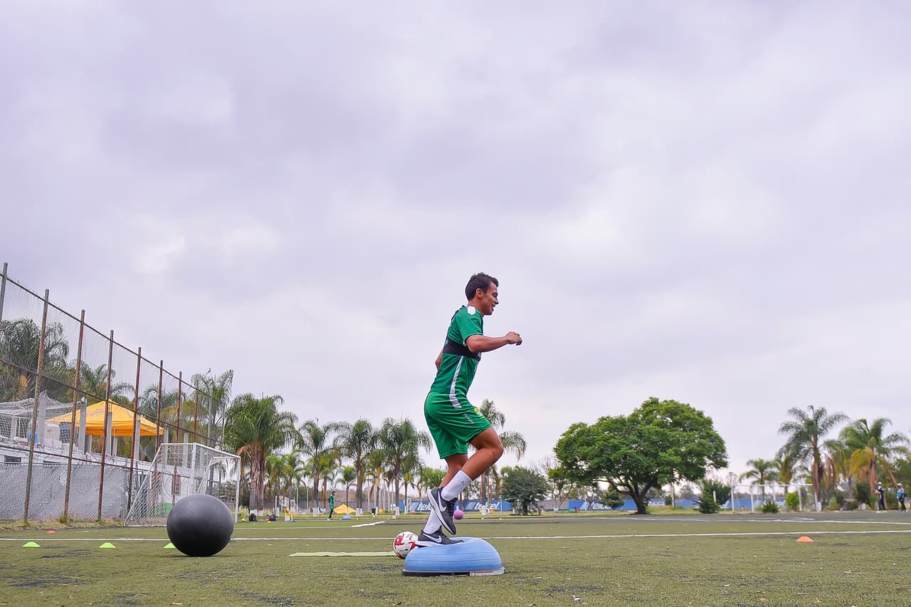 Los jugadores trabajaron con toda la disposición del mundo.