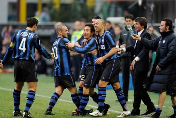 Una jornada más de la Liga italiana, la 28, vio caer goles al por mayor, al menos por parte del INter de Milán.