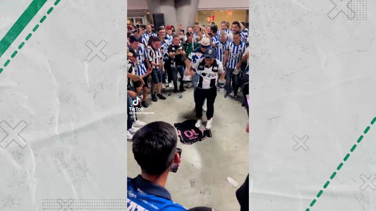 Nueva burla de fans de Rayados hacia Messi: Bailan sobre su playera tras eliminarlo