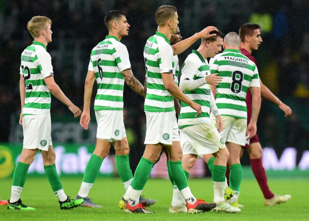El Celtic de Escocia avanzó a la segunda ronda clasificatoria para la Champions League al eliminar al FC Sarajevo de Bosnia. Su siguiente rival en dicha etapa será el Nomme Kalju de Estonia. Aquí las mejores imágenes del cotejo de este miércoles, efectuado en Celtic Park, en Glasgow.