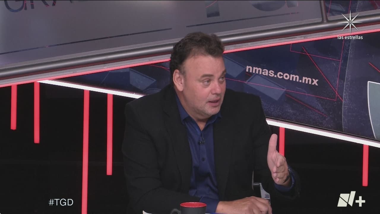 Faitelson: "La Copa América devaluó a Santi Giménez"