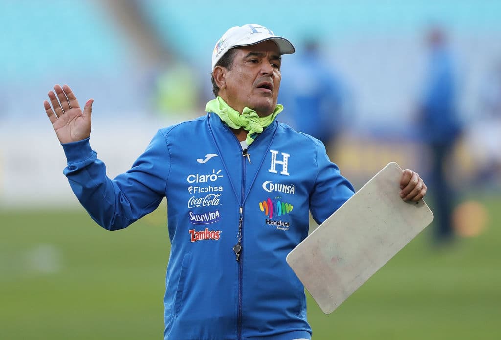 SYDNEY, AUSTRALIA - NOVEMBER 13: Honduras coach Jorge Luis Pinto gestures during a Honduras training session at ANZ Stadium ahead of their World Cup 2018 qualifying play-off against Australia on November 13, 2017 in Sydney, Australia. (Photo by Mark Metcalfe/Getty Images)