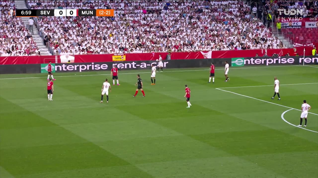 ¡GOL!  anota para Sevilla. Youssef En-Nesyri