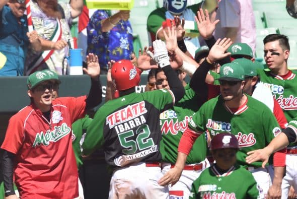 La victoria se la anotó el abridor mexicano Terance Marín (2-0), su segunda del torneo, al permitir cinco hits y dos carreras en seis entradas, en tanto la derrota la cargó el cubano iniciador por los Gigantes, Elih Villanueva (0-1)