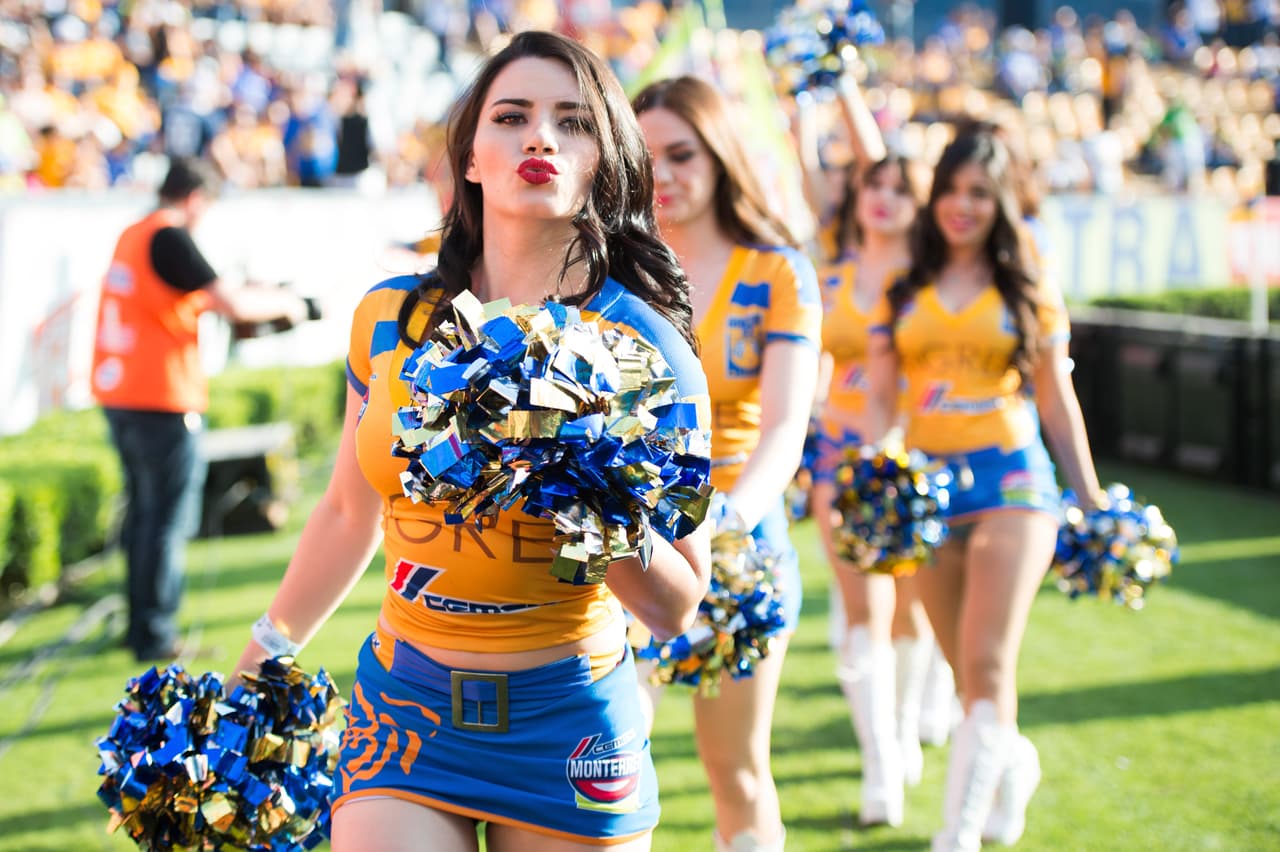 La belleza de las porristas en la fecha 14