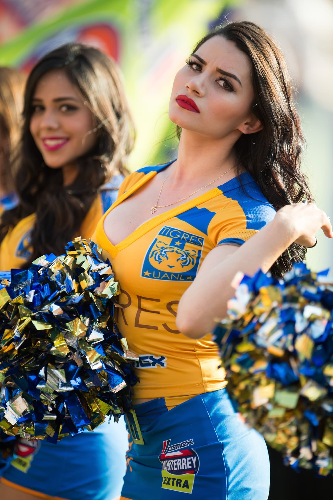 La belleza de las porristas en la fecha 14