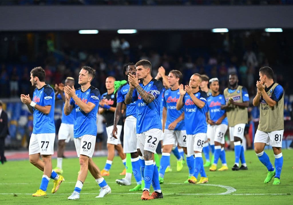 El Napoli, con el mexicano Hirving Lozano en cancha, venció por 4-0 al Monza y sumó su segundo triunfo en igual número de salidas en la Serie A.