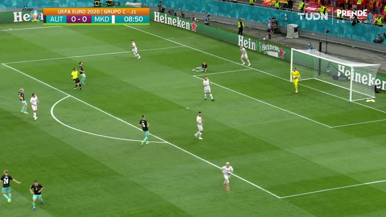 ¡TIRO ATAJADO! disparo por Christoph Baumgartner.