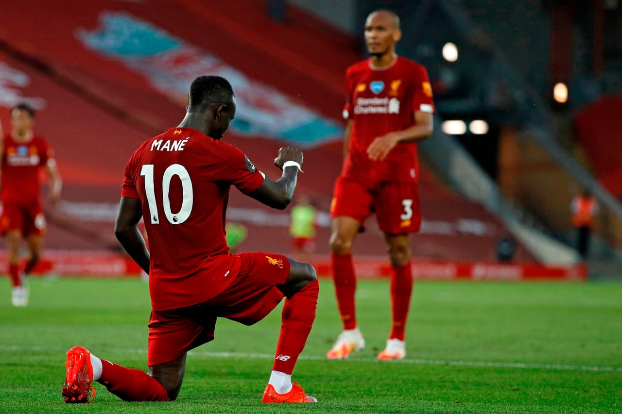 Liverpool sería campeón de la Premier League después de 30 años el día de mañana si es que el Manchester City no gana en Stamford Bridge ante Chelsea, de lo contrario, la próxima jornada un triunfo les garantizaría el título.