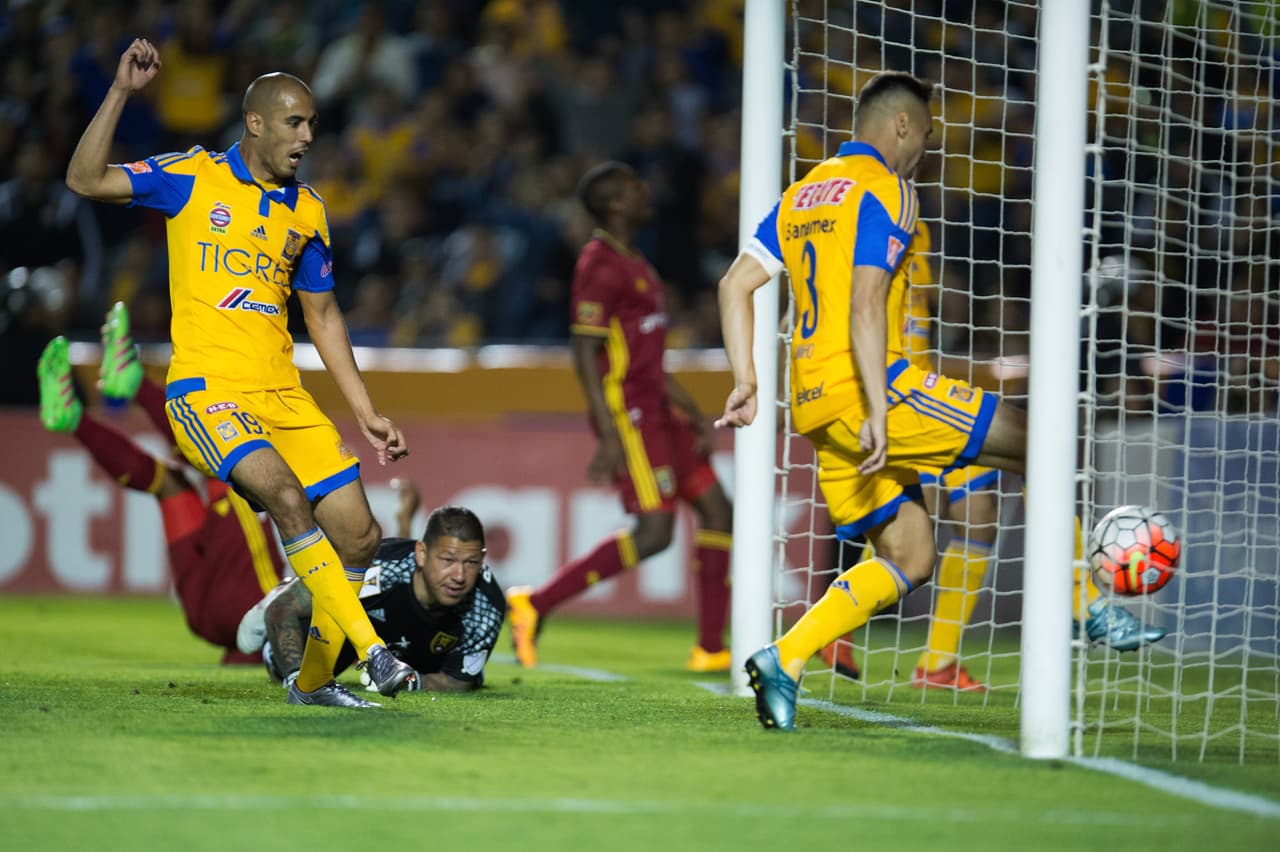 Tigres puso las cartas sobre la mesa desde el principio y venció 2-0 al Real Salt Lake en el Volcán.