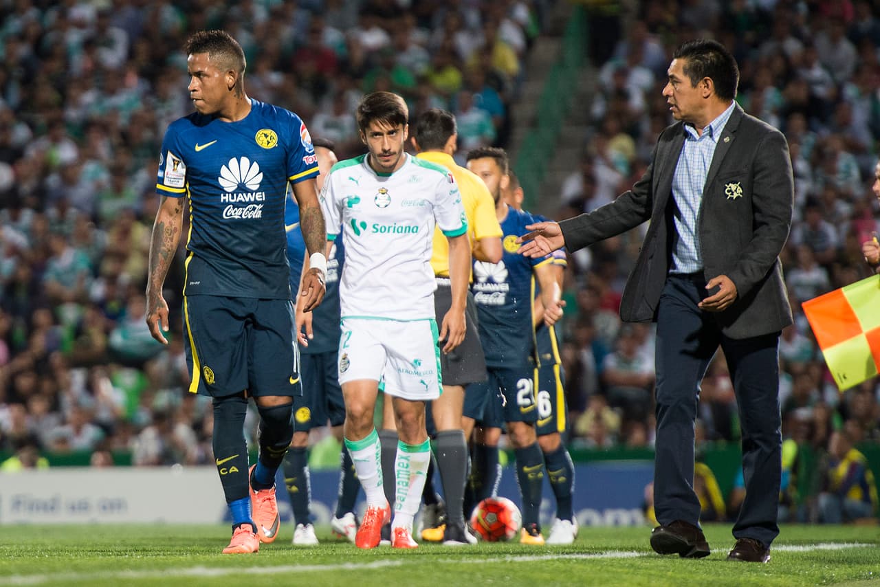 América tuvo al rival más incómodo que pudo encontrarse este ronda, Santos Laguna. Los albiverdes también vendieron cara la aduana en casa y un empate sin goles llevó las cosas a definirse en la Ciudad de México.