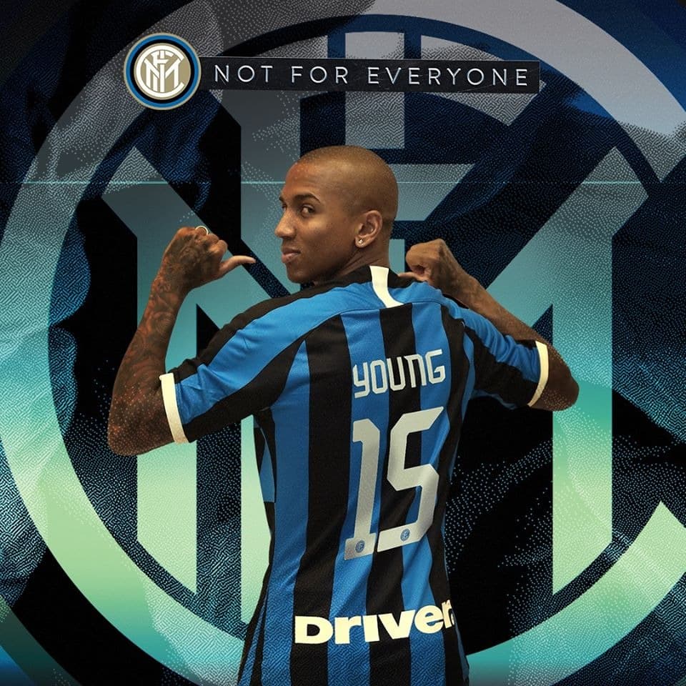 Ashley Young llega al Inter de Milán