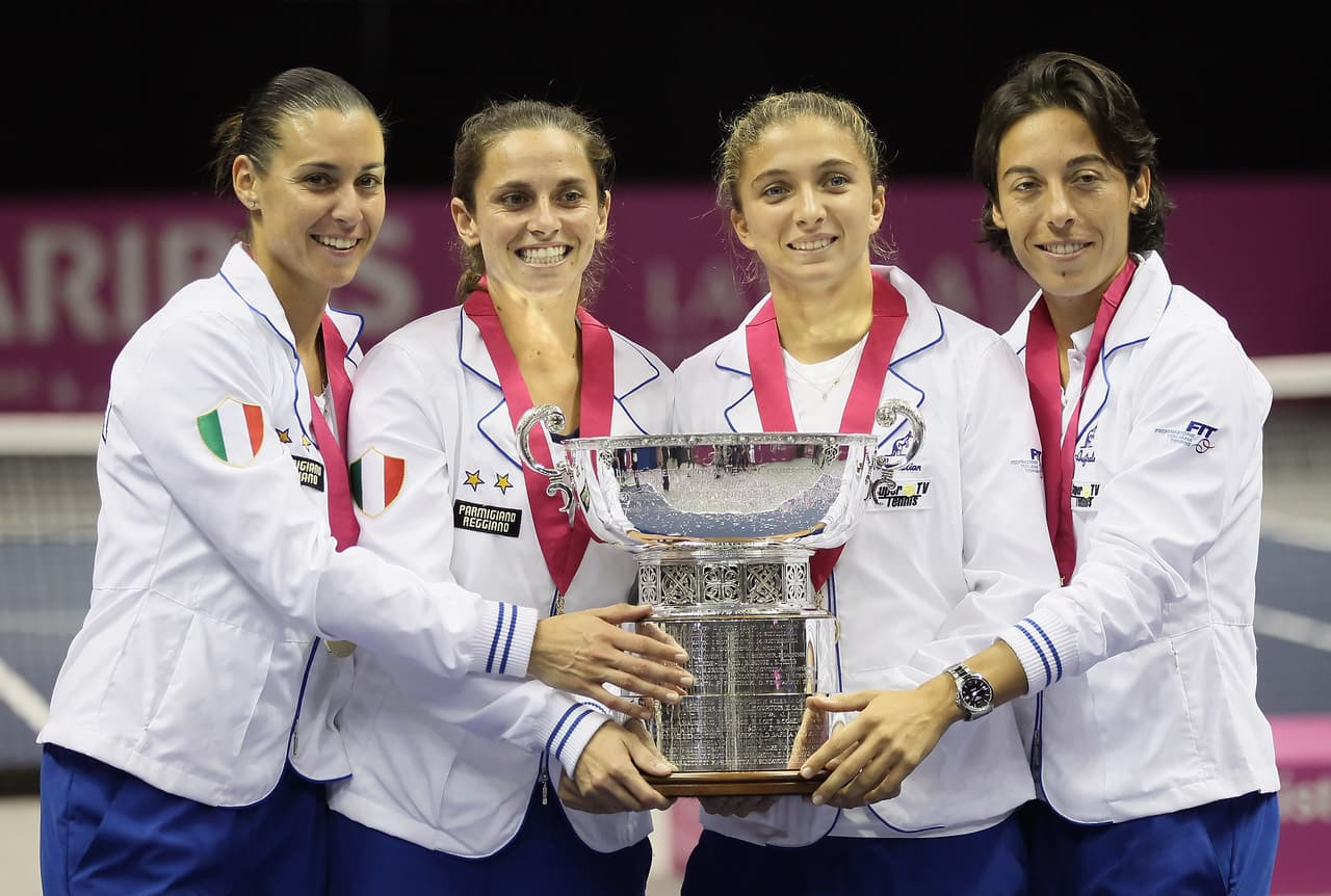 Schiavone se coronó con Italia tres ocasiones en la Fed Cup: 2006, 2009 y 2010. Representando a su país se retira con mucha dignidad y orgullo por estos logros.