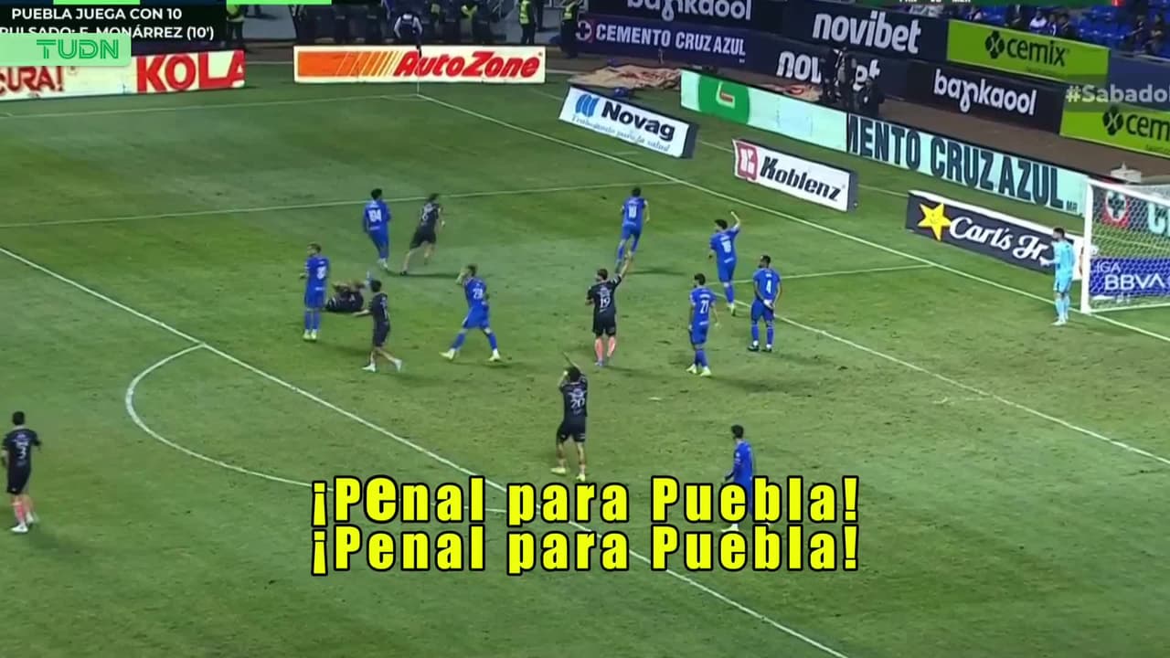 ¡Penal para Puebla! El árbitro no duda y señala la pena máxima