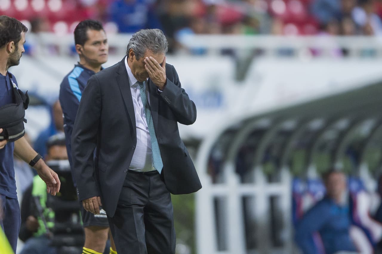 Chivas ya prepara el remplazo de Tomás Boy y tiene al menos tres candidatos