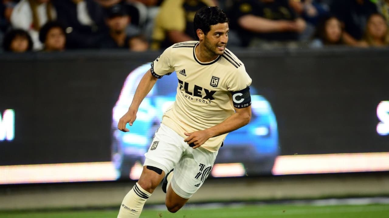 Carlos Vela vuelve al equipo de la semana de la MLS