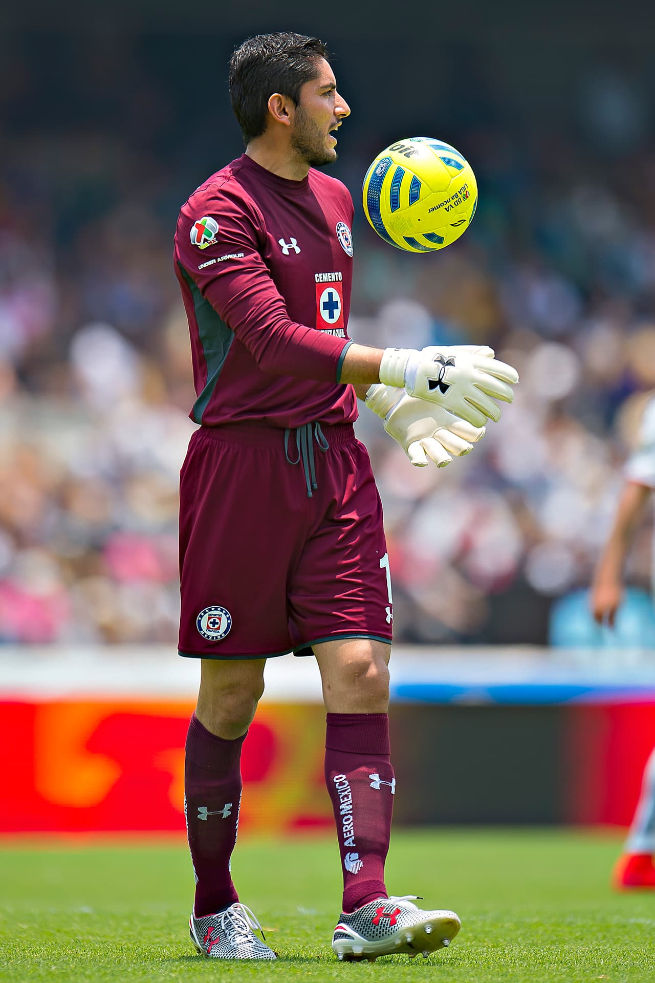 Porque el otro jugador de La Máquina que puede compartir el apelativo de figura se encuentra bajo los tres postes. Jesús Corona, que ha tenido altibajos en su nivel en las últimas campañas, deberá seguir pesando al por mayor.