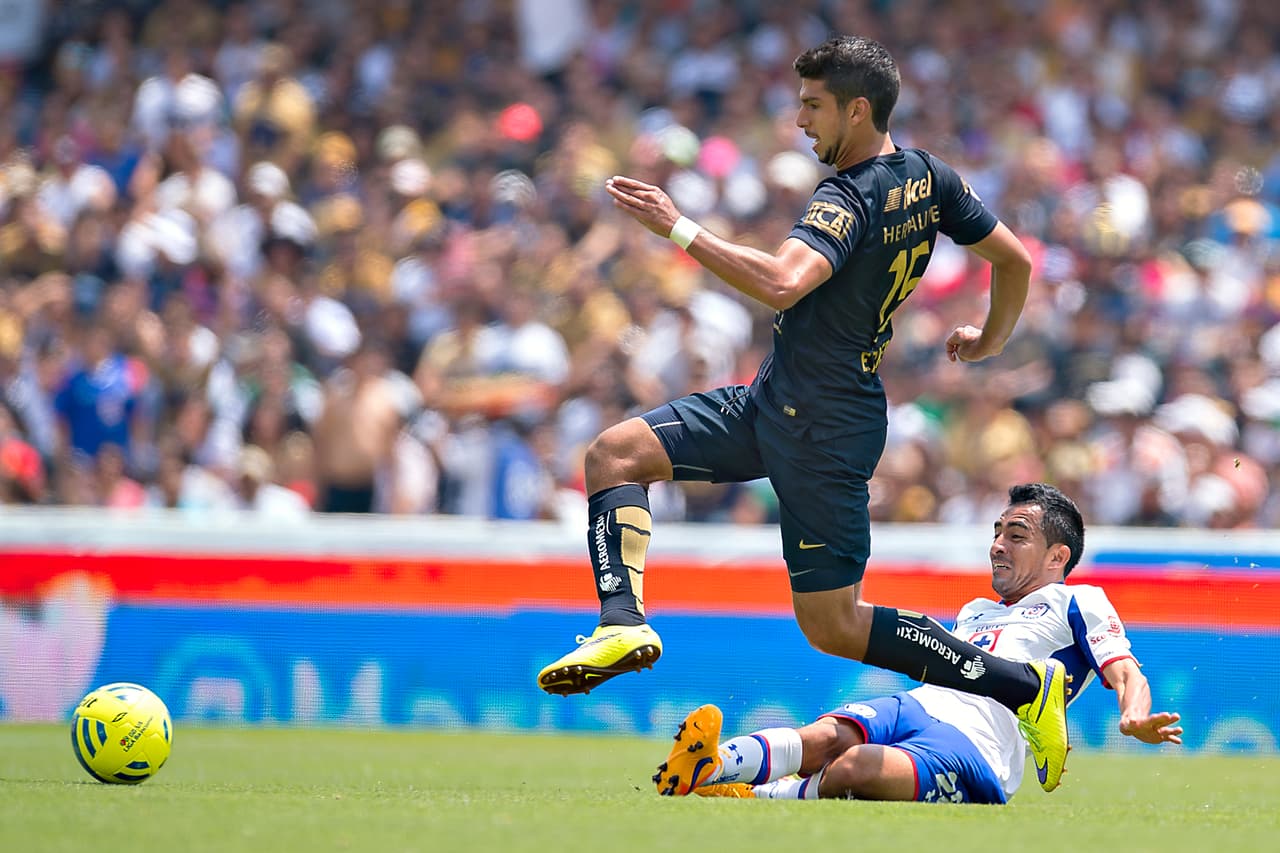Eduardo Herrera ha dado muestras de su capacidad goleadora incluso con el Tri, pero aún no termina de explotar al ciento por ciento. Heredero de una enorme tradición de anotadores en Pumas, debería por fin madurar como figura en el Apertura 2015.