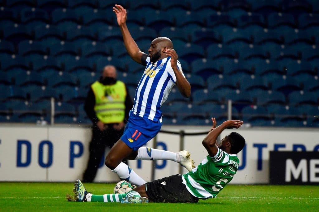 Tras no caer goles en el Estadio do Dragão, Sporting y Porto lideran el balompié portugués al cabo de 21 jornadas con 55 y 45 unidades, respectivamente.