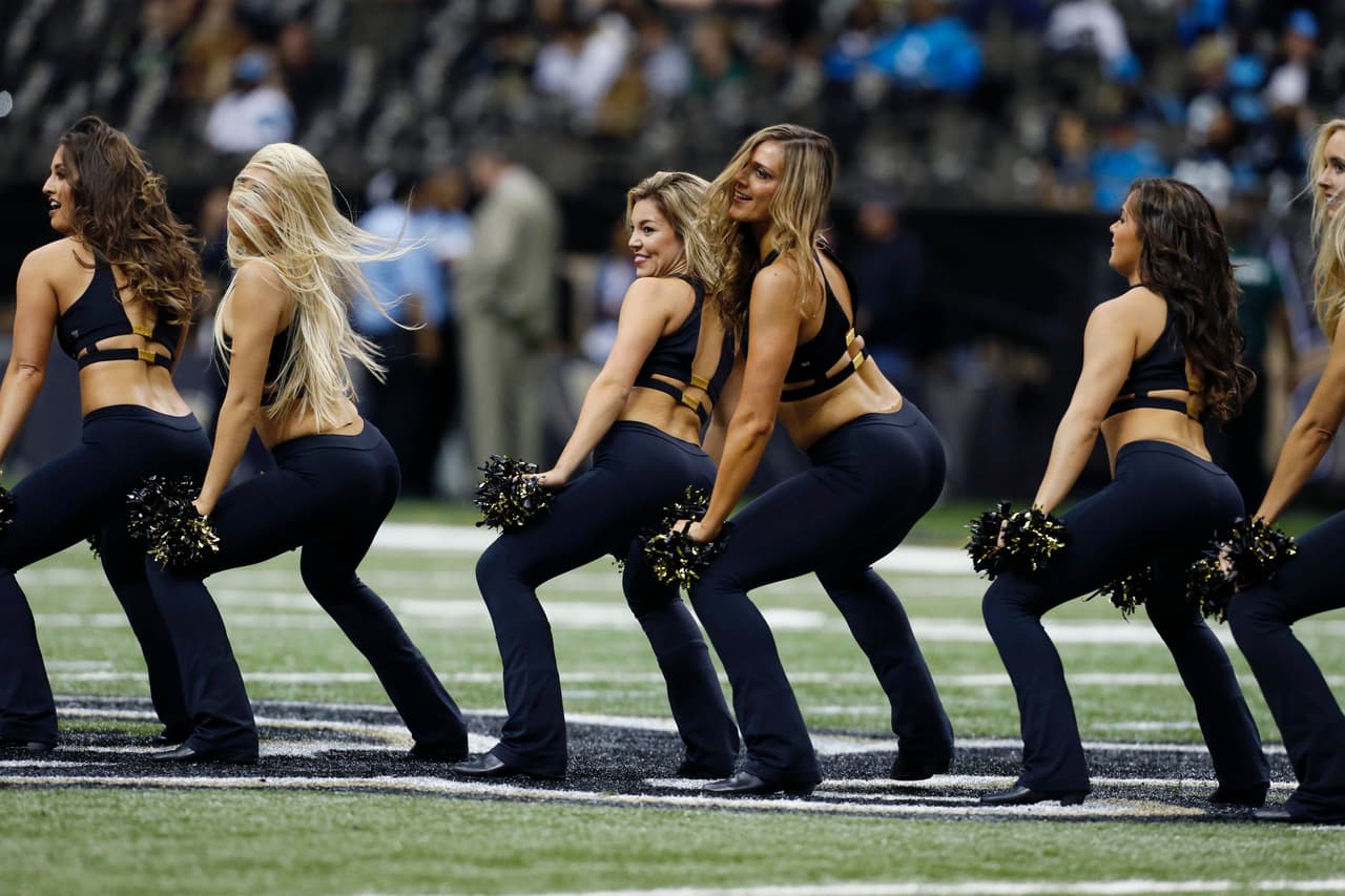 Abrigadas, con faldita, con pantalón, ¡ellas siempre lucen sensacional! Checa a las bellezas de la Semana 13 de la NFL.