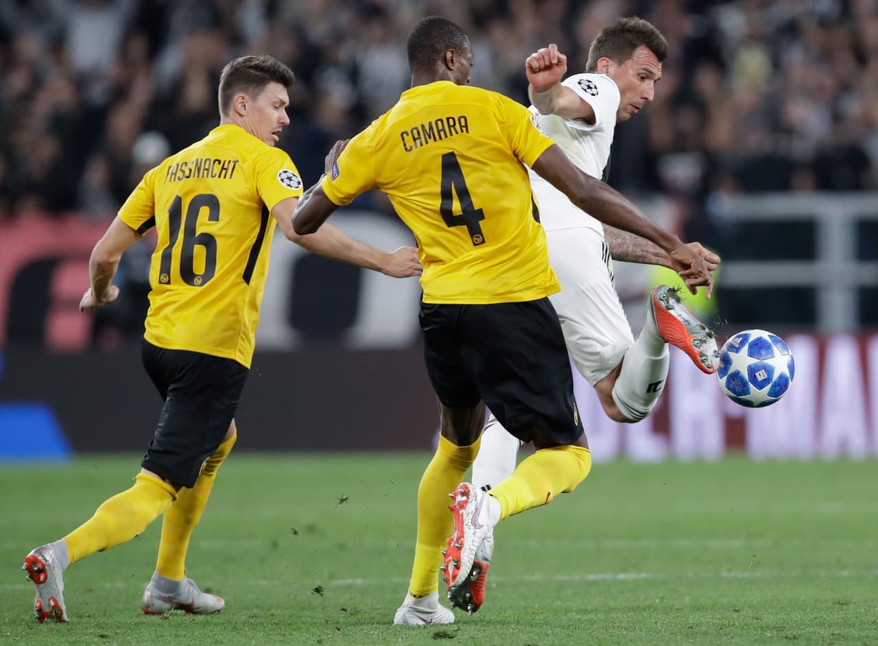 Pero la visita quiso igualar el juego y el marcador con un par de llegadas de peligro que alertaron a la Vecchia Signora.