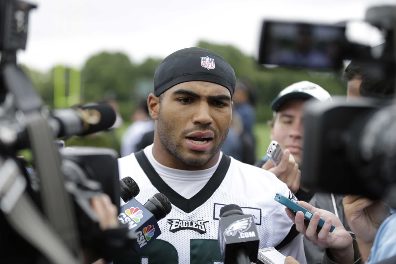 Chip Kelly: Los Eagles no cambiarán a Mychal Kendricks a ningún otro equipo
