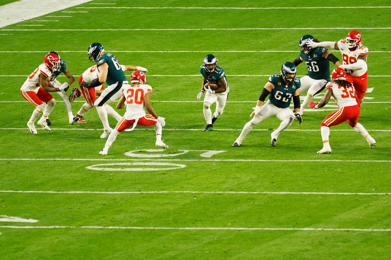 Los Kansas City Chiefs logran el triunfo en el Super Bowl 2023 ante los Philadelphia Eagles
