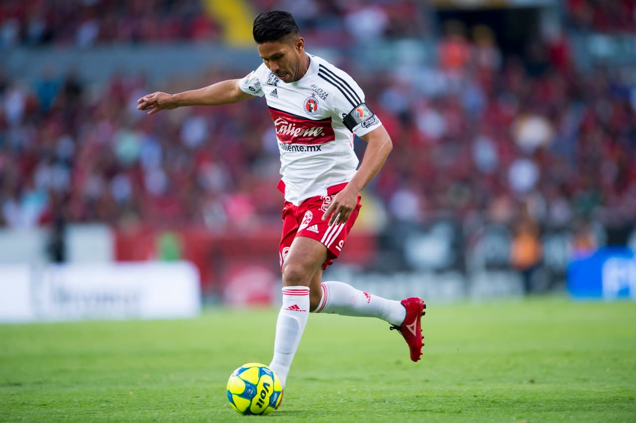 Action photo during the match Atlas vs Tijuana, Corresponding for the 12 round of the League BBVA Bancomer MX Clausura 2017 Foto de accion durante el partido Atlas vs Tijuana correspondiente a la Jornada 12 de la Liga BBVA Bancomer MX del Torneo Clausura 2017, en la foto: Juan Carlos Valenzuela Tijuana 01/04/2017/MEXSPORT/Cristian de Marchena Action photo during the match Atlas vs Tijuana, Corresponding for the 12 round of the League BBVA Bancomer MX Clausura 2017 Foto de accion durante el partido Atlas vs Tijuana correspondiente a la Jornada 12 de la Liga BBVA Bancomer MX del Torneo Clausura 2017, en la foto: Juan Carlos Valenzuela Tijuana 01/04/2017/MEXSPORT/Cristian de Marchena *** Local Caption *** ueno