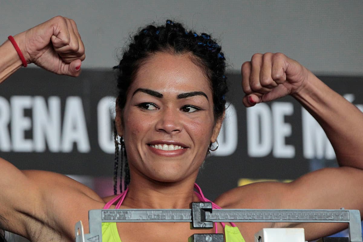 La venezolana Alys Sánchez (15-4-1 y 4 KOs) detuvo la báscula en 120,5 libras.