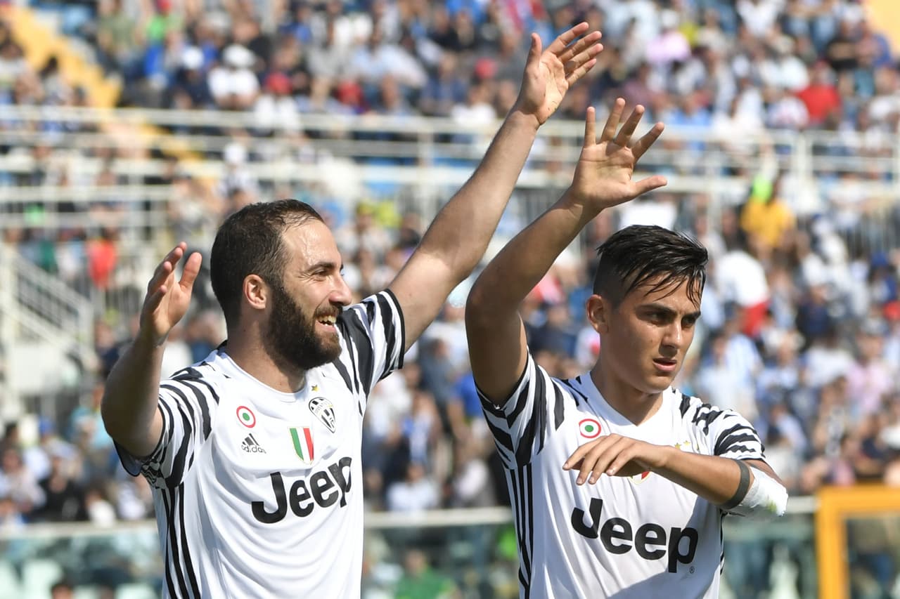 Aquí viene el primer acertijo del partido: Higuaín y Dybala son el doble nueve de la Juventus...