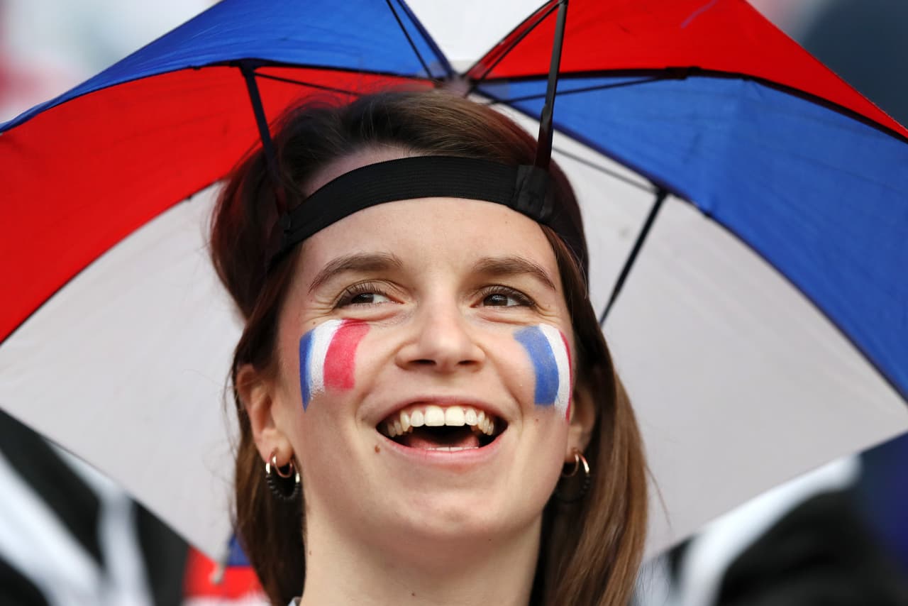 YEKATERINBURG, RUSSIA - JUNE 21: A France fan enjoys the pre match atmosphere prior to the 2018 FIFA World Cup Russia group C match between France and Peru at Ekaterinburg Arena on June 21, 2018 in Yekaterinburg, Russia. (Photo by Kevin C. Cox/Getty Images)