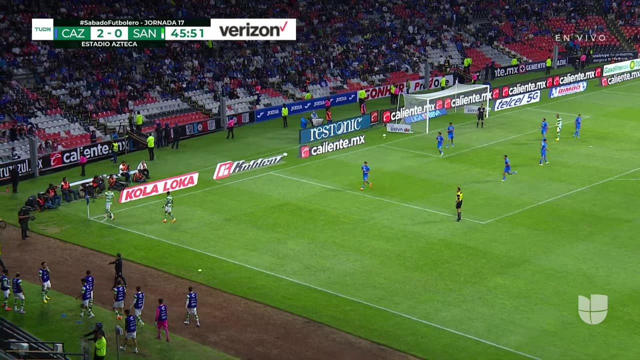 ¡TIRO ATAJADO! disparo por Dória.