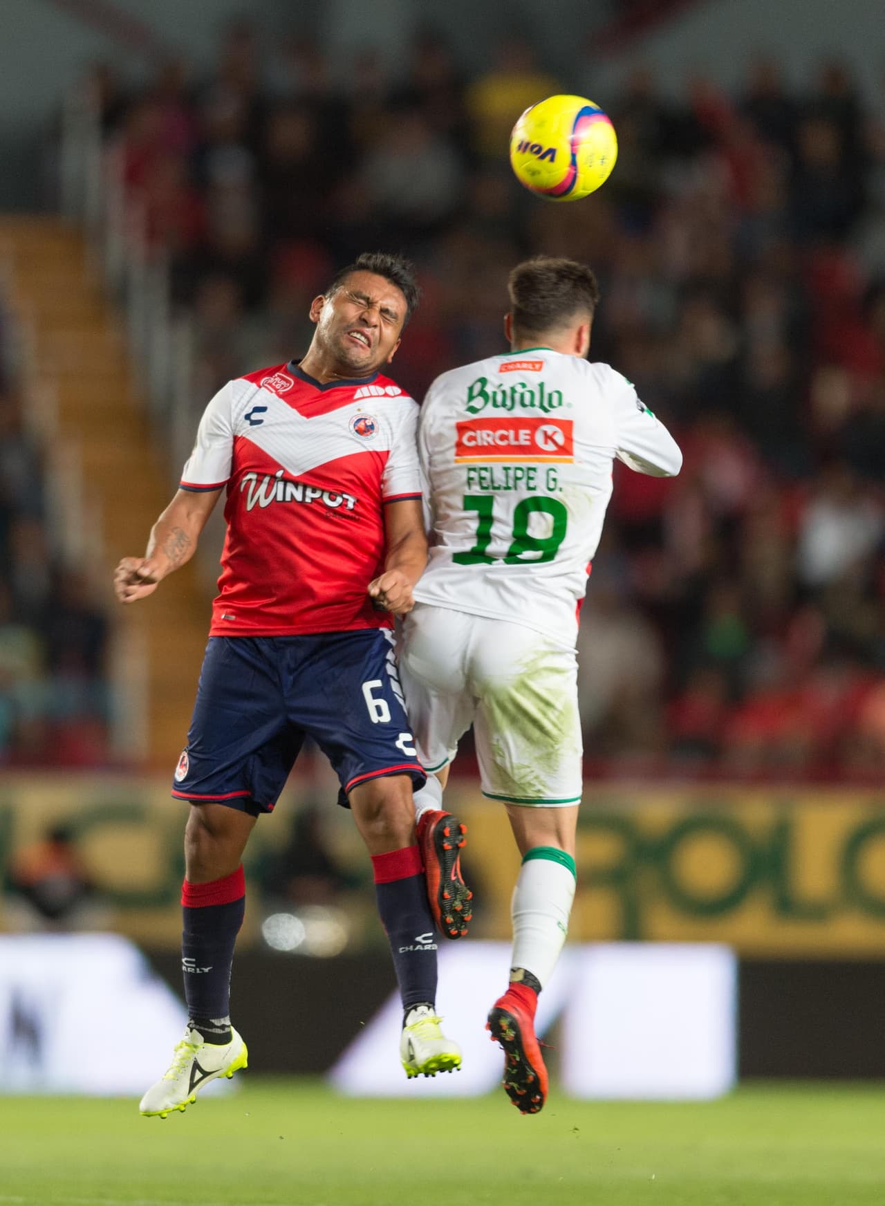 Si alguno de los dos equipos buscan ser protagonistas en el torneo, deberán mejorar mucho lo mostrado el día de hoy.