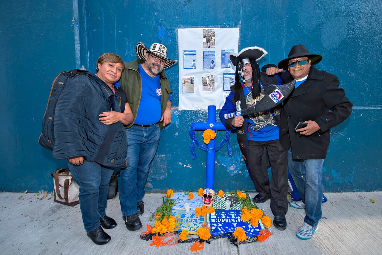 El colorido de la afición en la Jornada 16