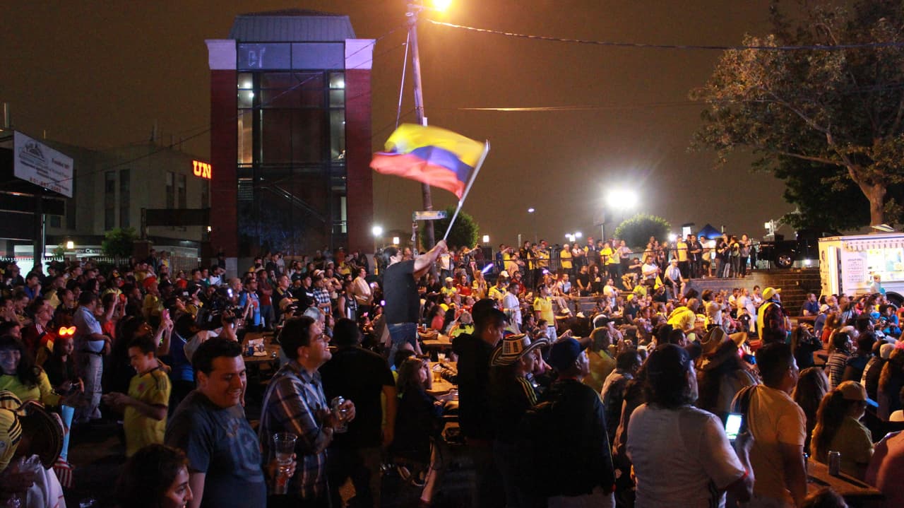 El orgullo colombiano dijo presente en el Shchuetzen Park en North Bergen para apoyar la selección colombiana en la Copa América Centenario.