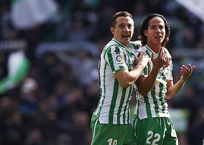Lainez y Guardado ya tienen nuevo entrenador en el Betis