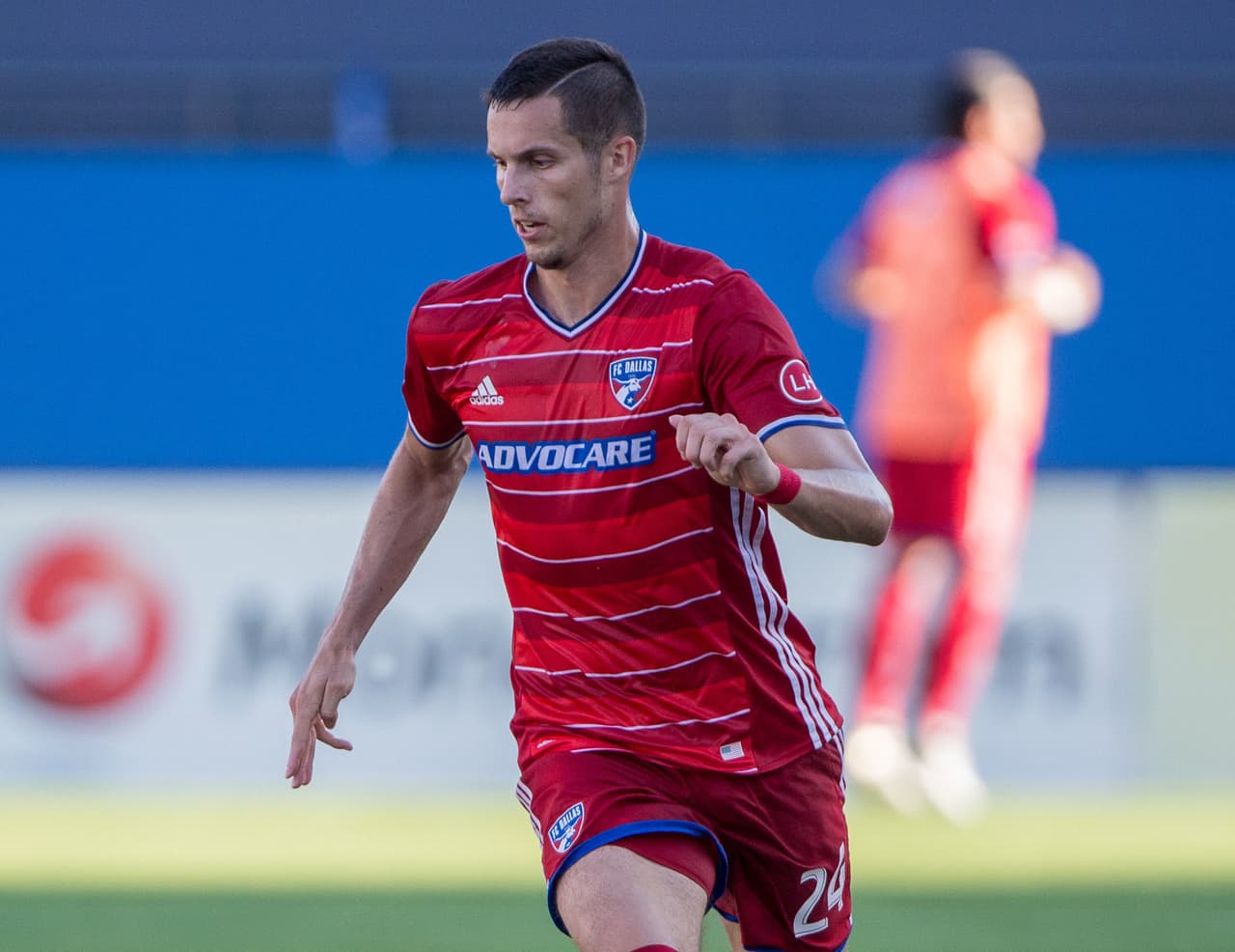 Matt Hedges entró en el equipo de la semana como uno de los efectivos más sólidos de la defensa de FC Dallas, que el sábado igualó sin goles en su visita a Sporting Kansas City. (Crédito: USA Today Images)