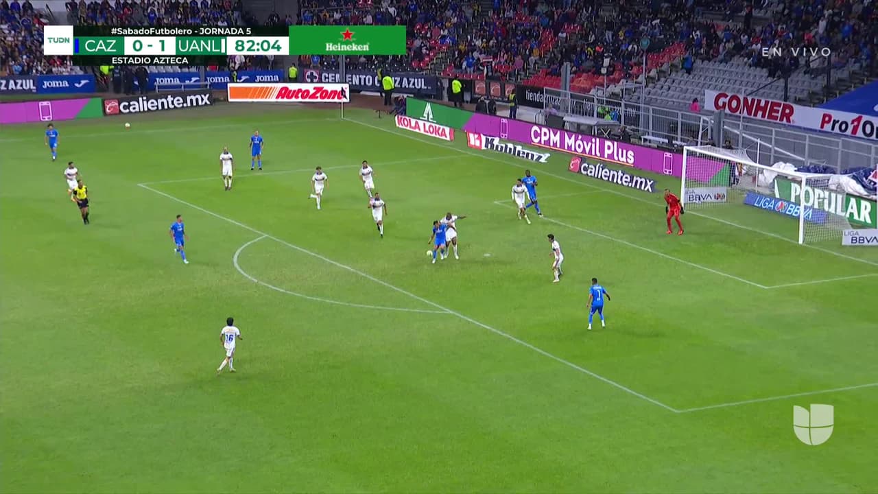 ¡TIRO ATAJADO! disparo por Augusto Lotti.