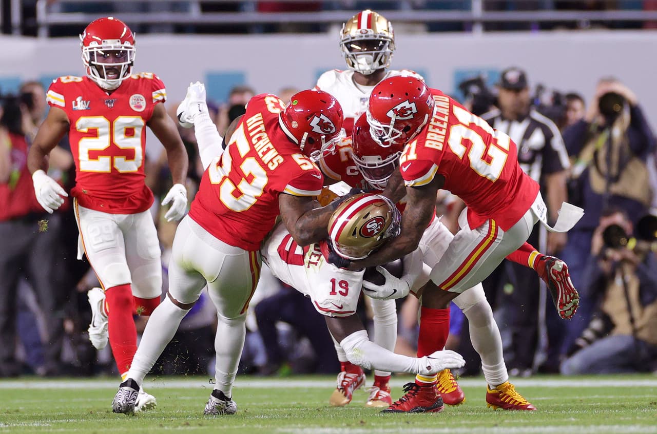 Así se gestó la heróica victoria de los Chiefs en el Super Bowl LIV tras anotar 21 puntos sin respuesta en el último cuarto para obtener su segundo título de Super Bowl en la historia de la franquicia. Los 49ers se quedan en la orilla y la espera sigue luego del último Vince Lombardi en 1995.