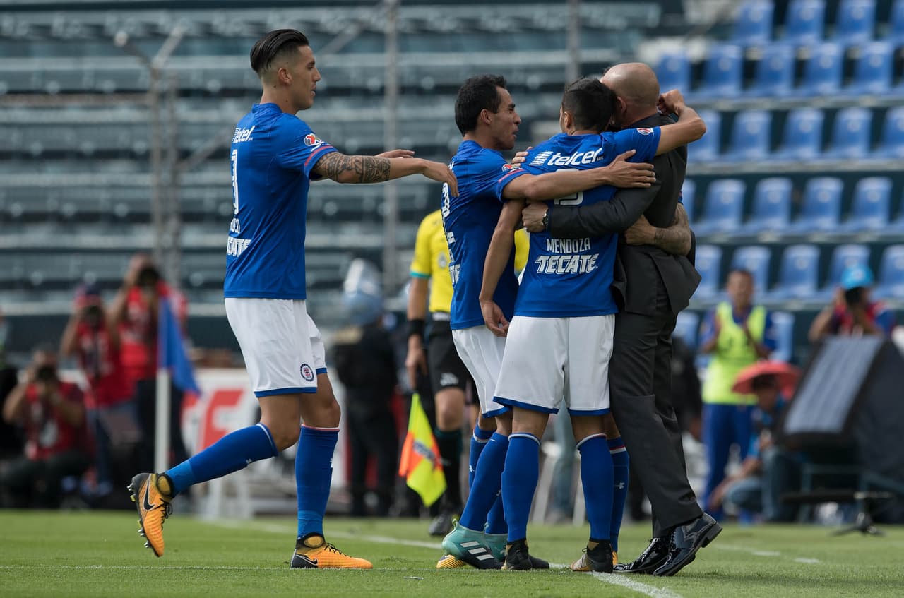 Tras una semana en la cual Paco Jémez se vio envuelto en la polémica, sus jugadores le respondieron con una victoria.