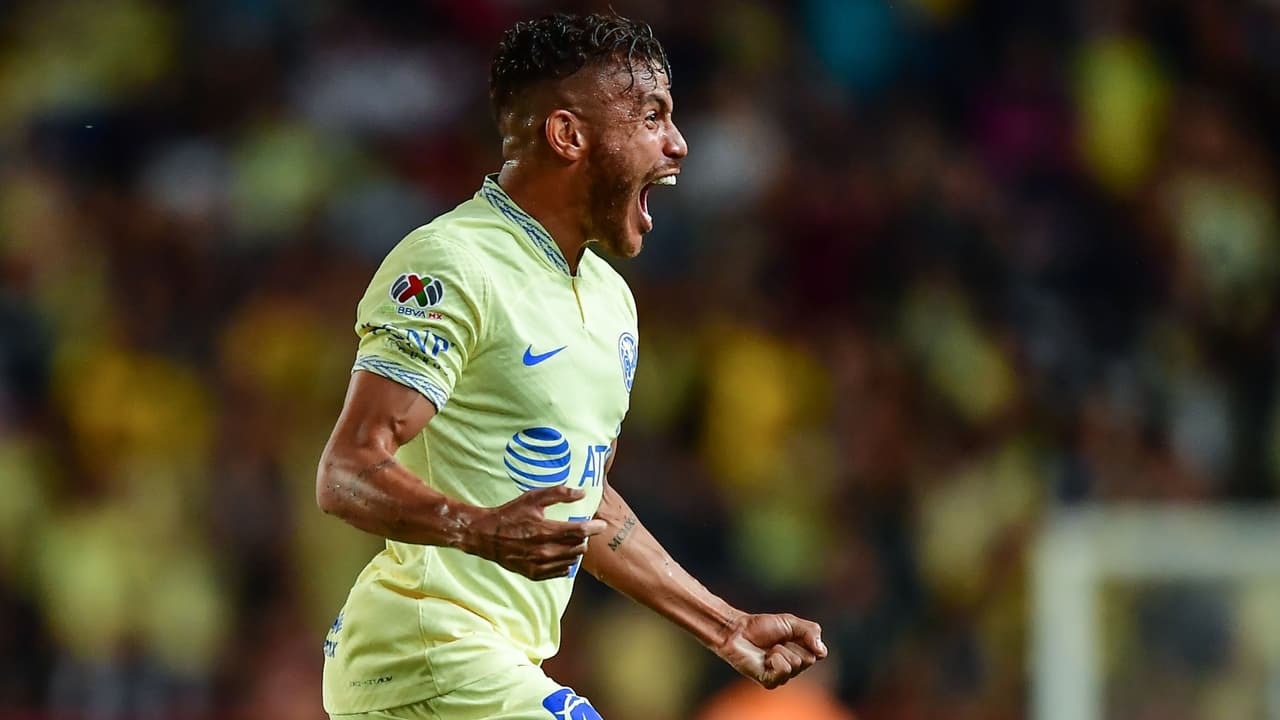 Jonathan dos Santos se conmueve hasta las lágrimas tras anotar con América