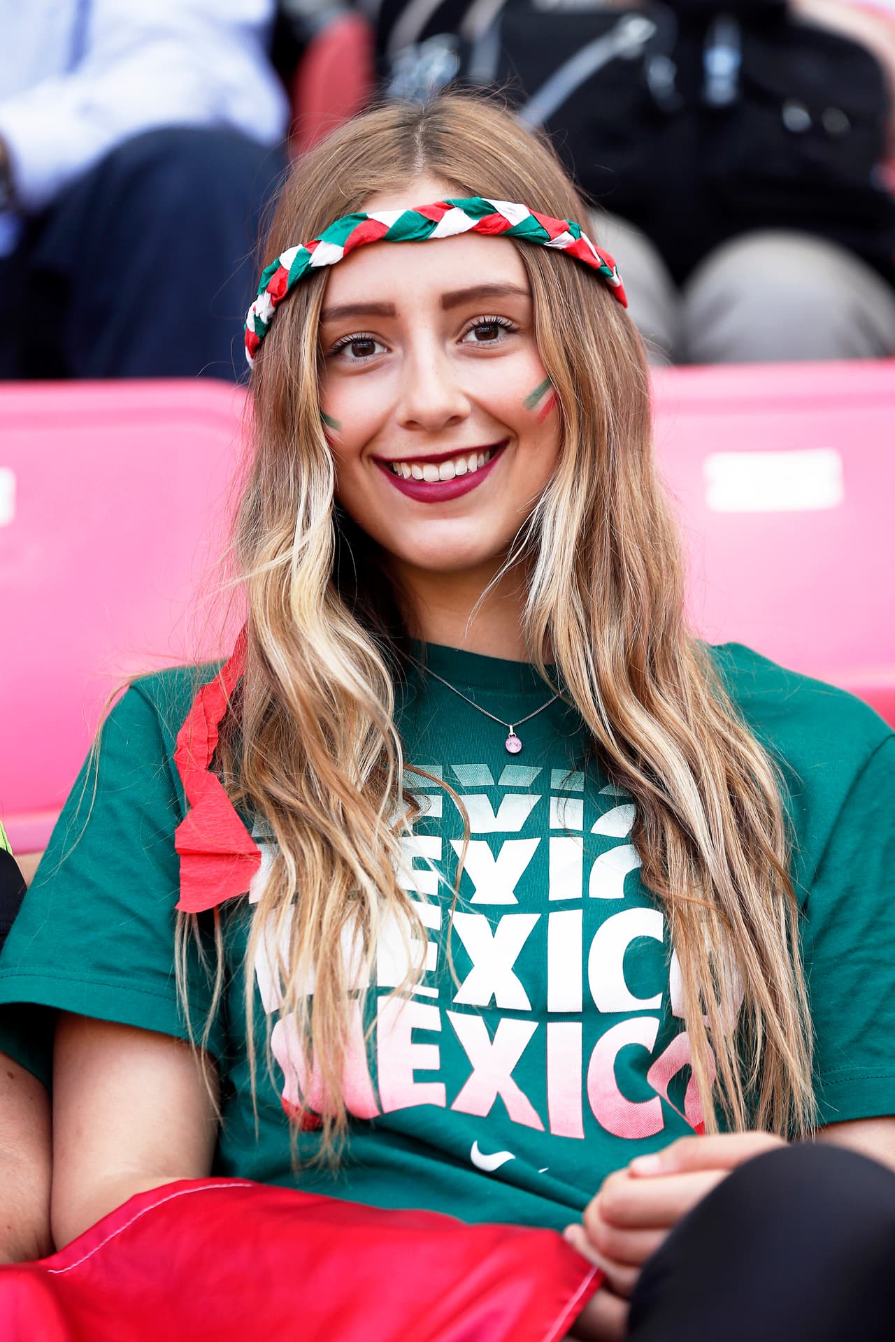 La bella afición mexicana no podía perderse este duelo para apoyar en todo momento al Tricolor.