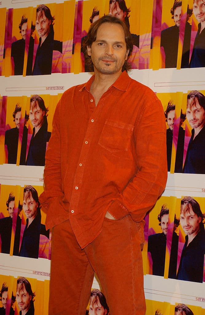 El desafío de Bosé desde temprana edad fue salir de su dominio.