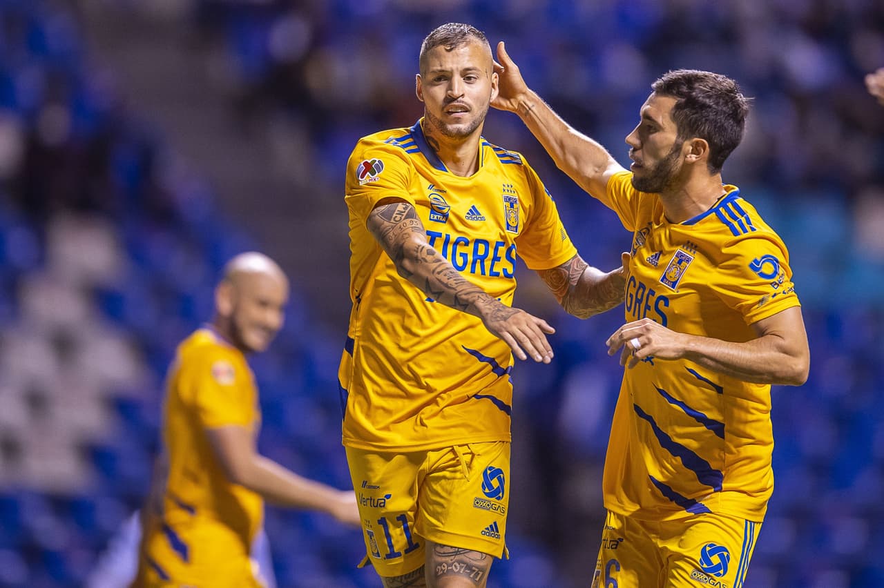 Puebla tompo la ventaja la minuto 40+5 de la mano de Fernando Aristeguieta y Nico López se encargó de empatar el encuentro al minuto 56.