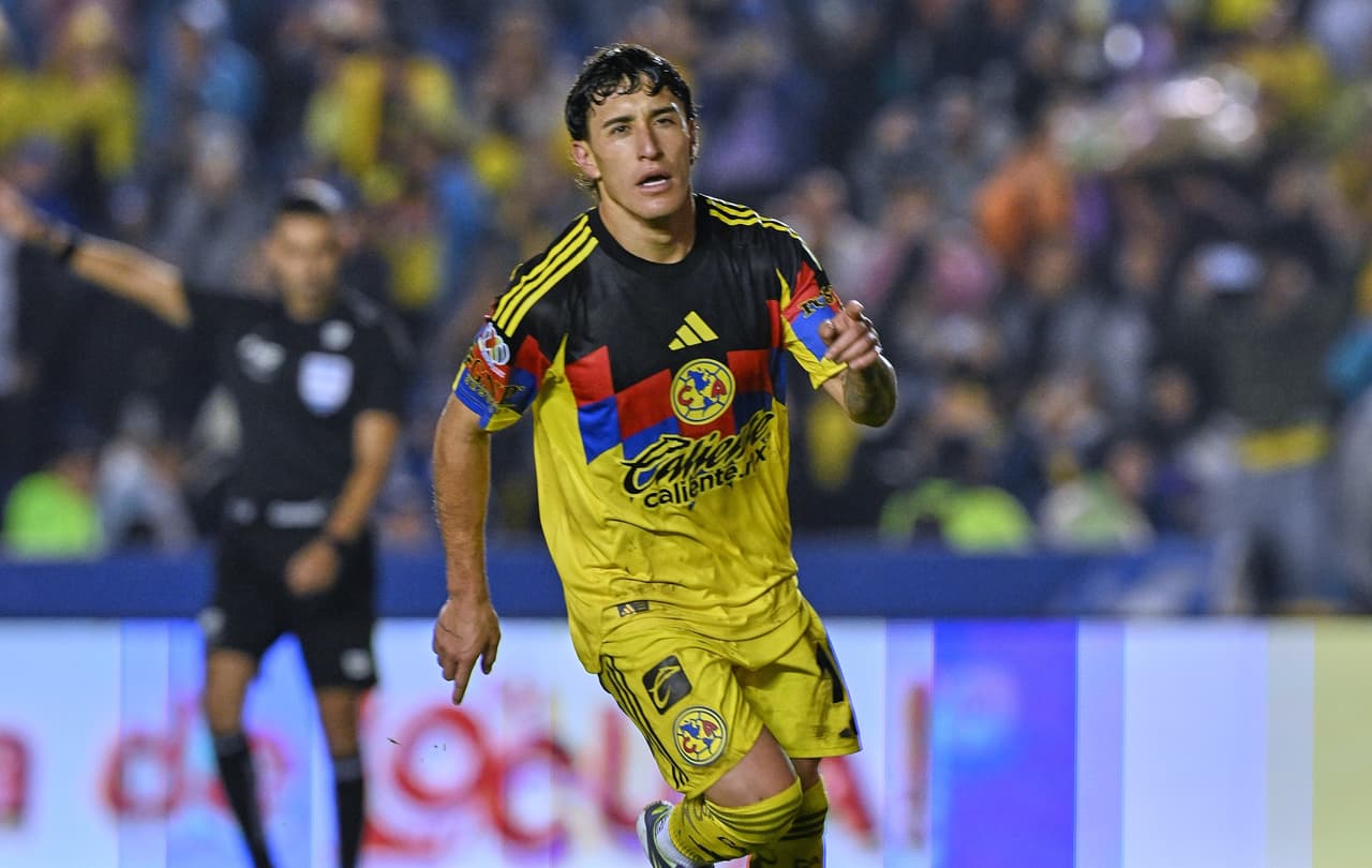 Alejandro Zendejas - Quizás el jugador más importante de América en el presente se resintió de su lesión al entrar de cambio en el Clásico Joven.